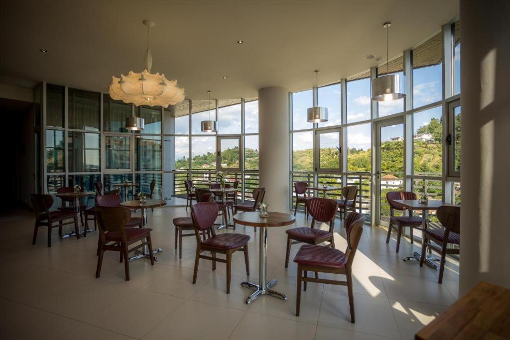 Sky Hotel Shkoder Luaran gambar