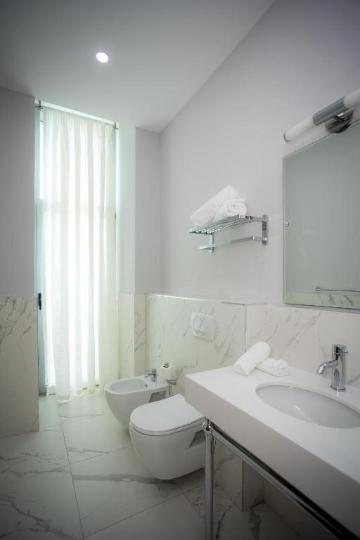 Sky Hotel Shkoder Luaran gambar