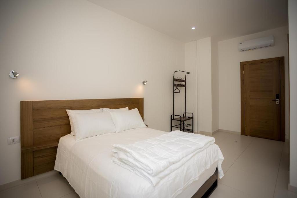 Sky Hotel Shkoder Luaran gambar