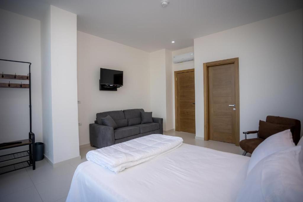 Sky Hotel Shkoder Luaran gambar